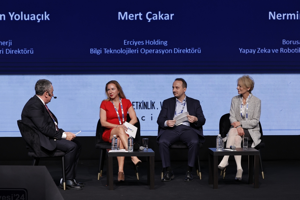 Bilişim Zirvesi’24, Yapay Zeka ve İnsanı Merkeze Alarak “Zekaların Ortaklığı” İçin Sektörü Bir Araya Getirdi