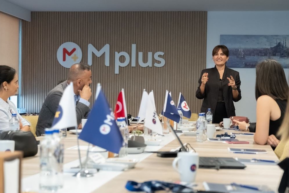 Mplus Türkiye, Yapay Zekâ Çağında Liderleri Geleceğe Hazırlıyor