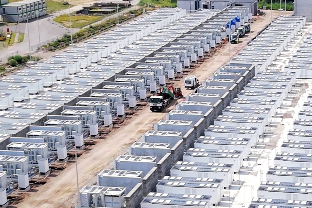 Avrupa’nın En Büyük Enerji Depolama Projesinde İlk Etap Tamamlandı