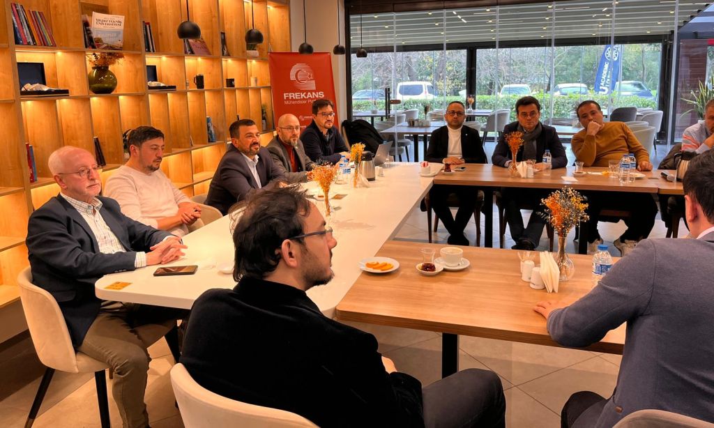İstanbul’da Frekans Tuttu: Mühendisler Mesleki Onur Ve Yetkileri İçin Bir Araya Geldi.