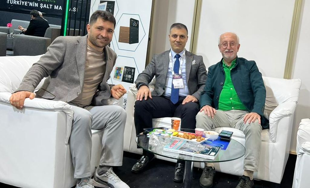 Arvehu Elektrik’ten Sektöre Yeni Soluk: Teknoloji ve El İşçiliği Lüks Tasarımlarla Buluşuyor